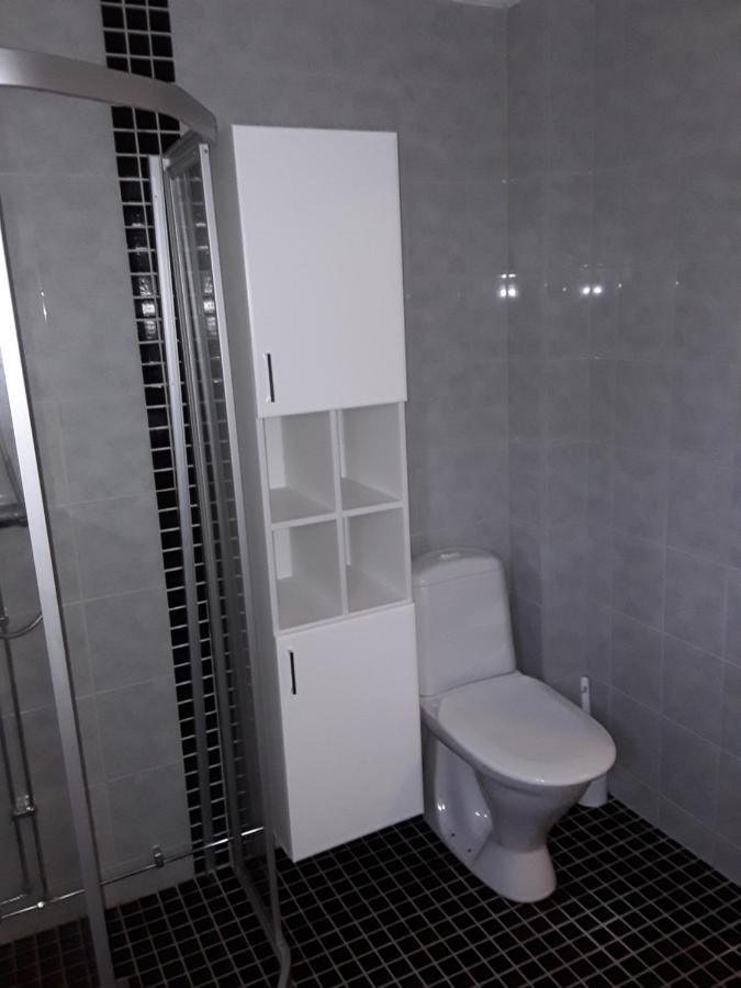 The Cottage Badelunda Вестерос Екстер'єр фото
